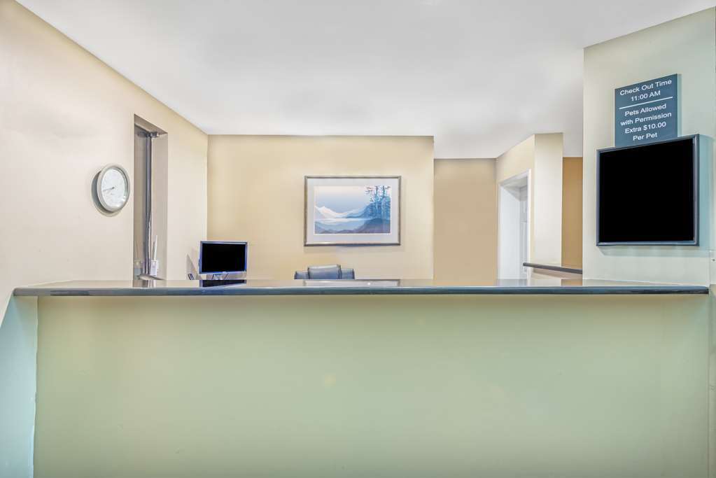 Hotel Super 8 By Wyndham Pueblo Interiér fotografie