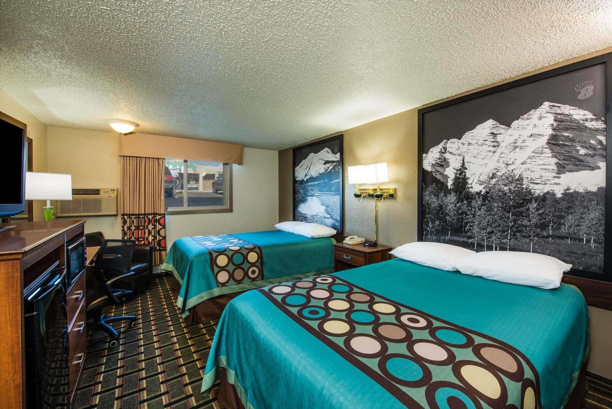 Hotel Super 8 By Wyndham Pueblo Exteriér fotografie
